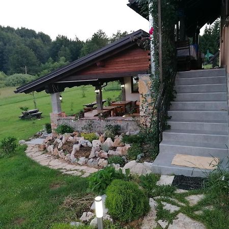 House Izvor Hotel Йезерце Екстериор снимка