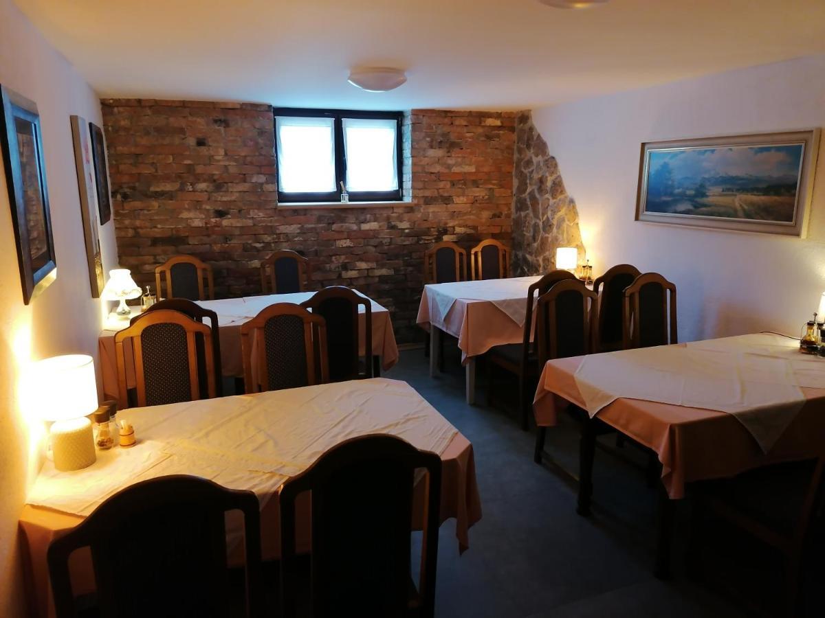 House Izvor Hotel Йезерце Екстериор снимка