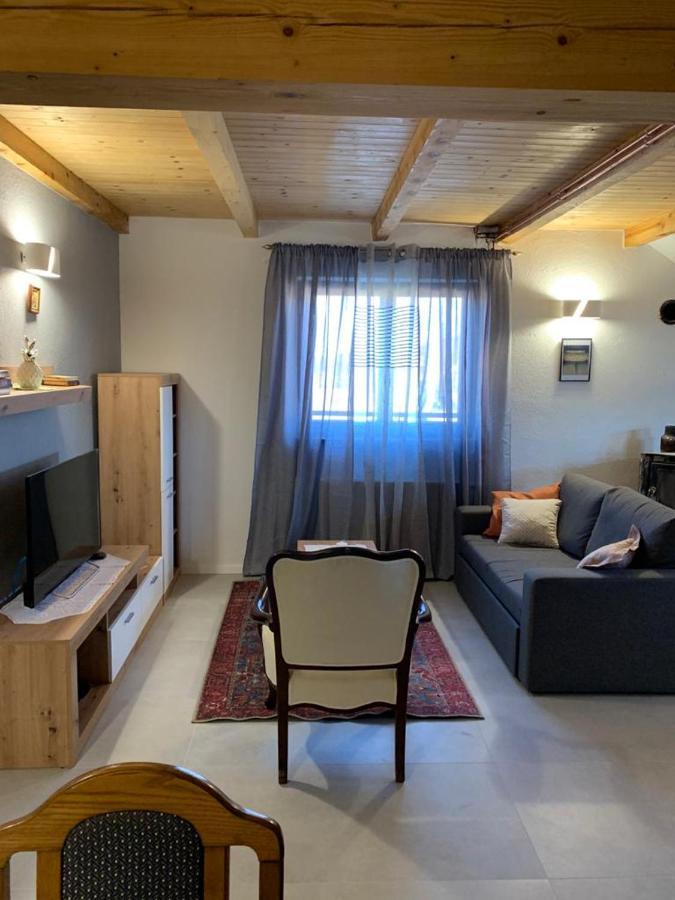 House Izvor Hotel Йезерце Екстериор снимка