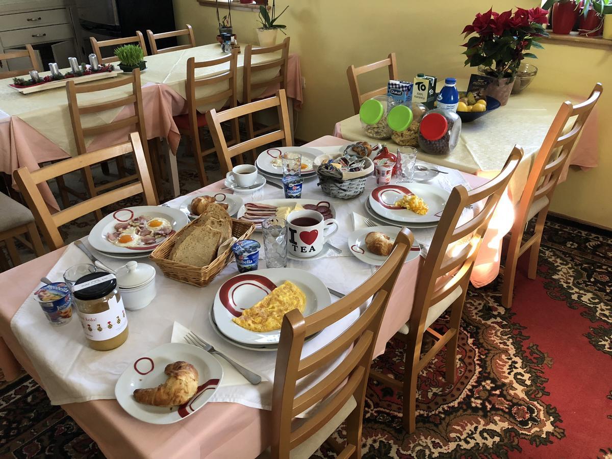 House Izvor Hotel Йезерце Екстериор снимка